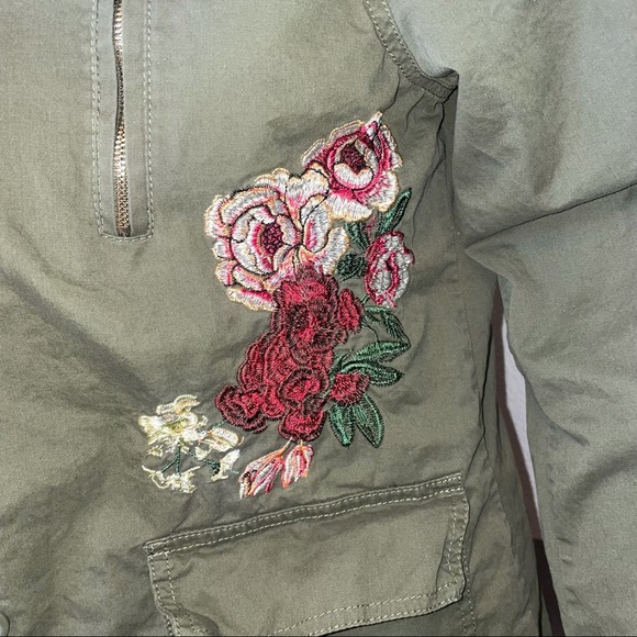 Military Green Embroidered Rose Jacket Cargo Utility Ashley by 26 International - Picture 8 of 10